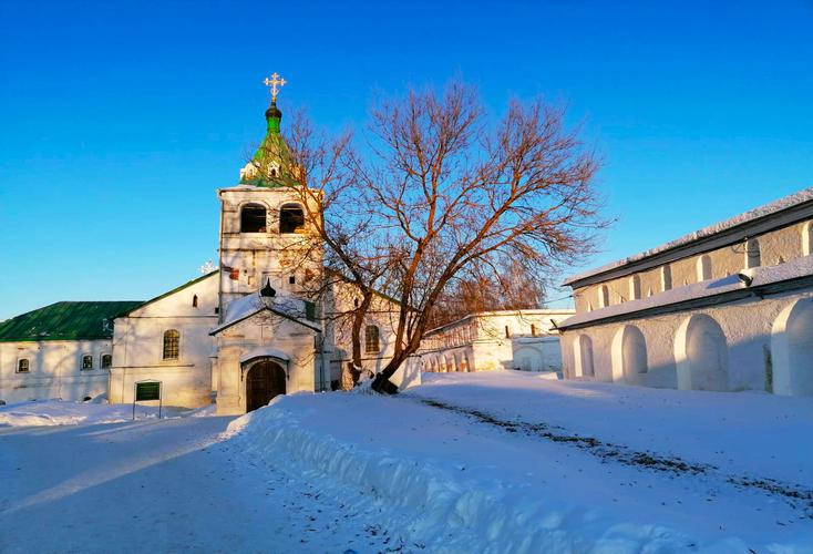 Автобусная экскурсия по Боголюбово и Суздалю