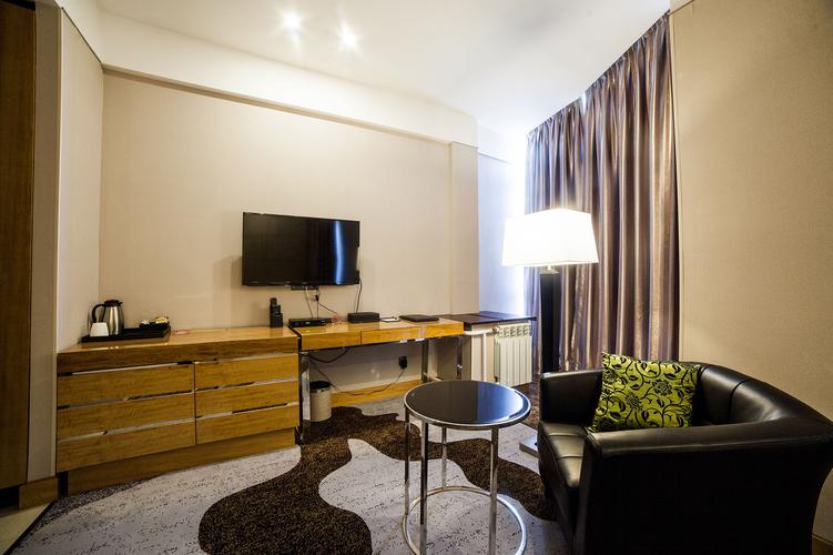 Абсолют 4* (г. Астана)