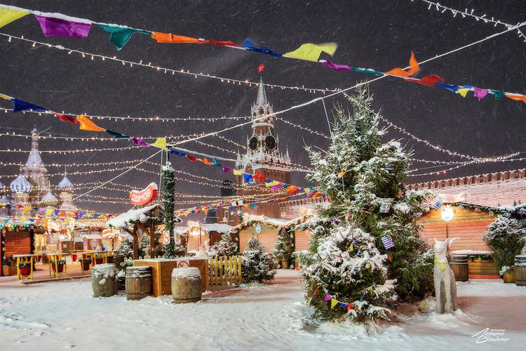 Новогодняя феерия: сердце Москвы в праздничном убранстве