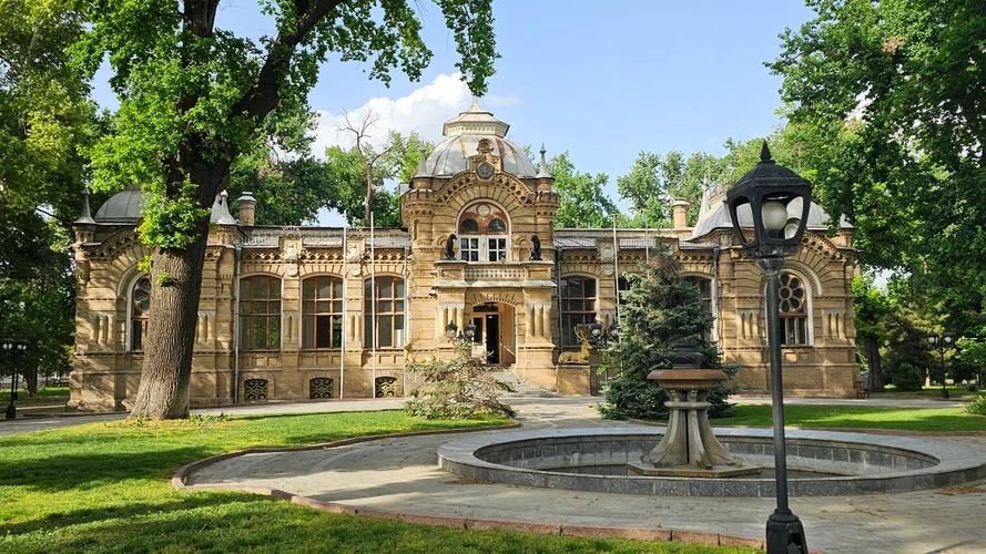 Легенды Шёлкового пути: 4‑дневное погружение в Узбекистан (по четвергам)