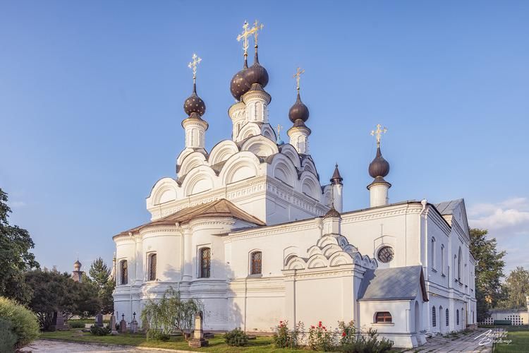 По святым Владимирским местам