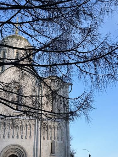 Белокаменный Владимир: прогулка по древним улицам и соборам