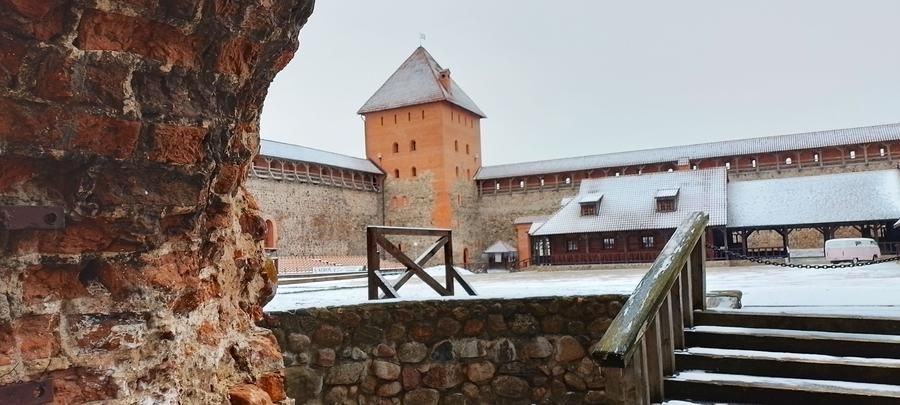 Автобус| Седой Неман: камень помнит корону из Воронежа