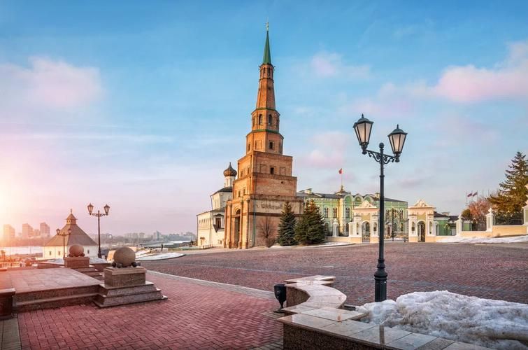 Казань блистает, Йошкар‑Ола удивляет